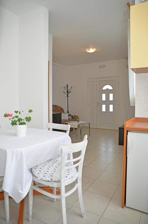 Apartments 5M Tisno Rum bild